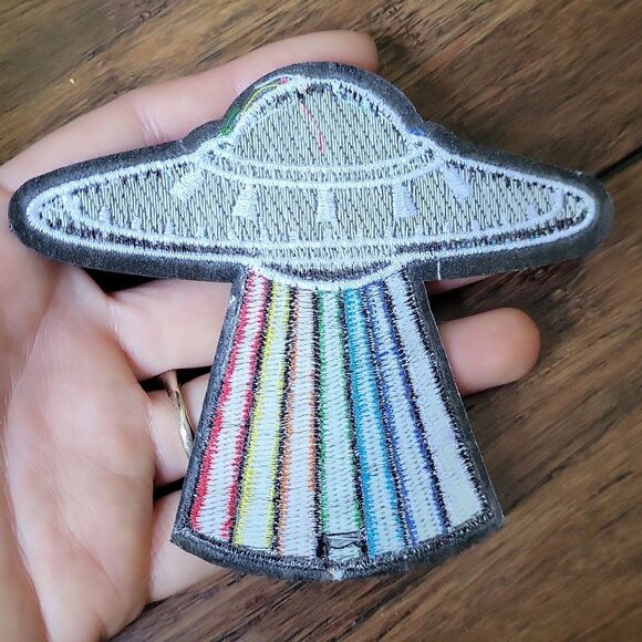 NWOT Iron On Embroidered Space Ship with a Rainbow 🌈 Applique - Picture 3 of 3